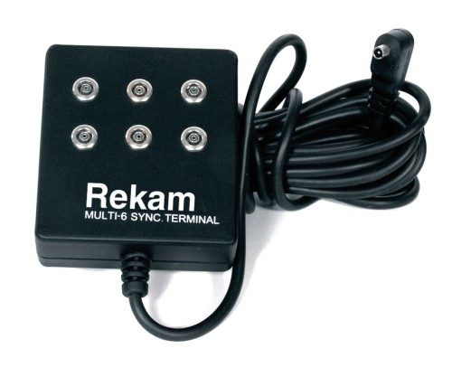 &quot;Разветвитель&quot; Rekam MST-01 для PC-разъема синхрокабеля, 6-ти канальный •	устройство коммутации для 1-й фотокамеры и до 6-и студийных импульсных осветителей с помощью РС-разъемов синхрокабелей. 

